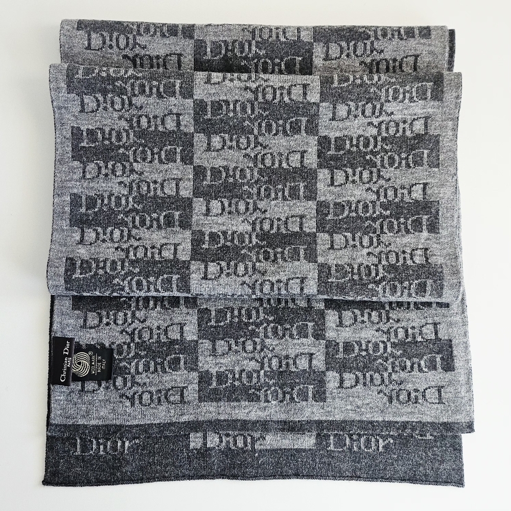Dior Gray Monogram Wool Scarf - Picture 4 of 5